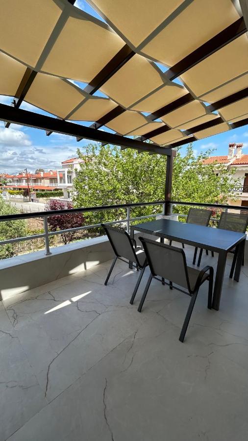 הוילה Amphis House Nikiti מראה חיצוני תמונה